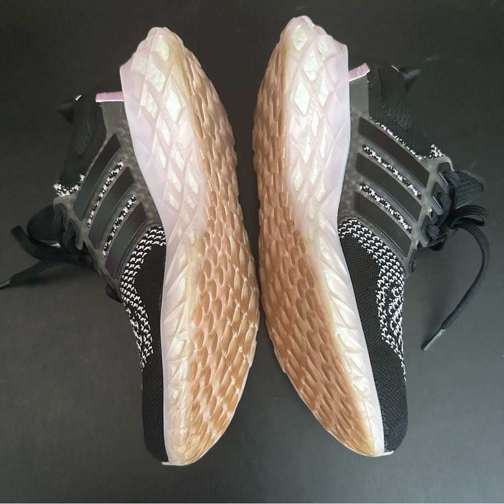 Adidas Ultra Boost 5.0 DNA Pink Black Womens 7.5 Athleisure Sneakers Gym Shoes - Picture 7 of 9